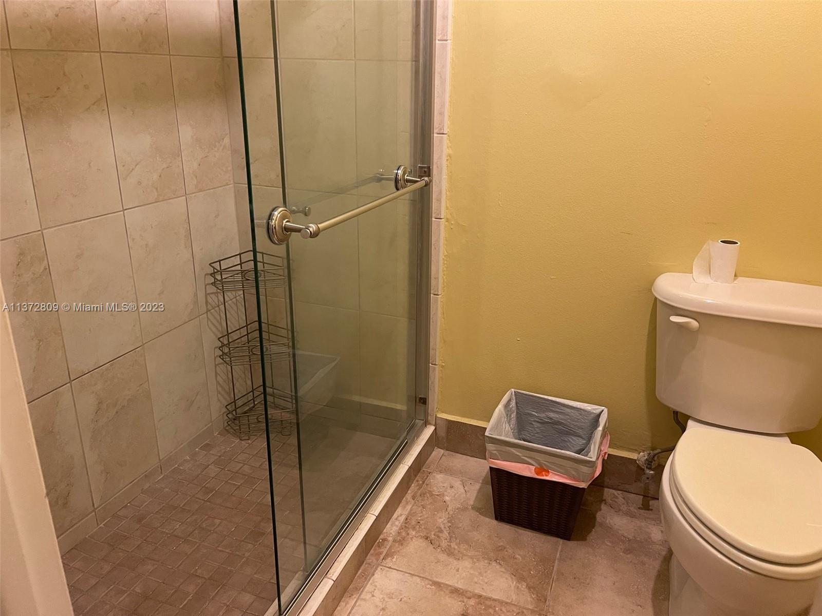 KINGS CREEK - Residential Lease