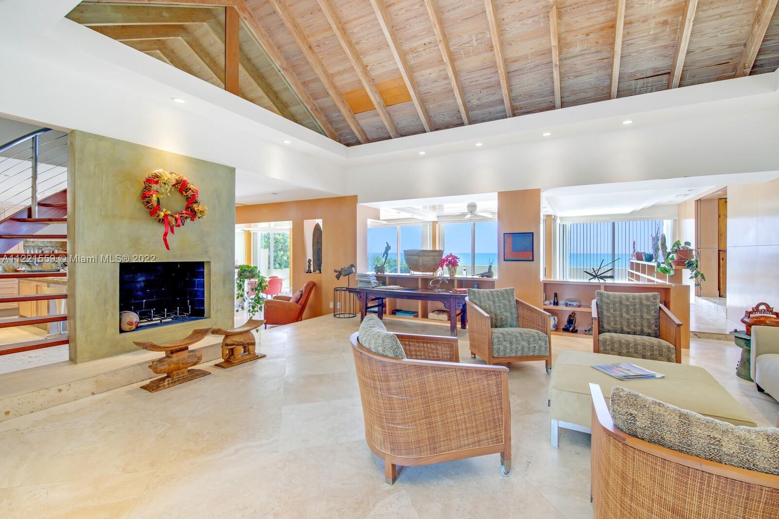 JUPITER INLET BEACH COLON - Residential
