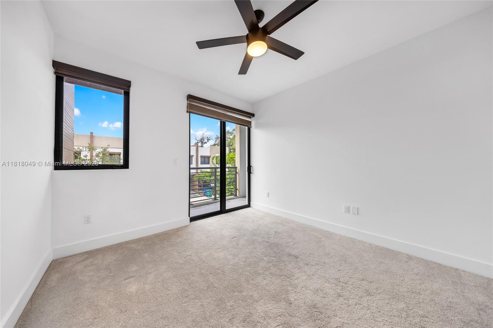 OAKS PLACE - Residential Lease