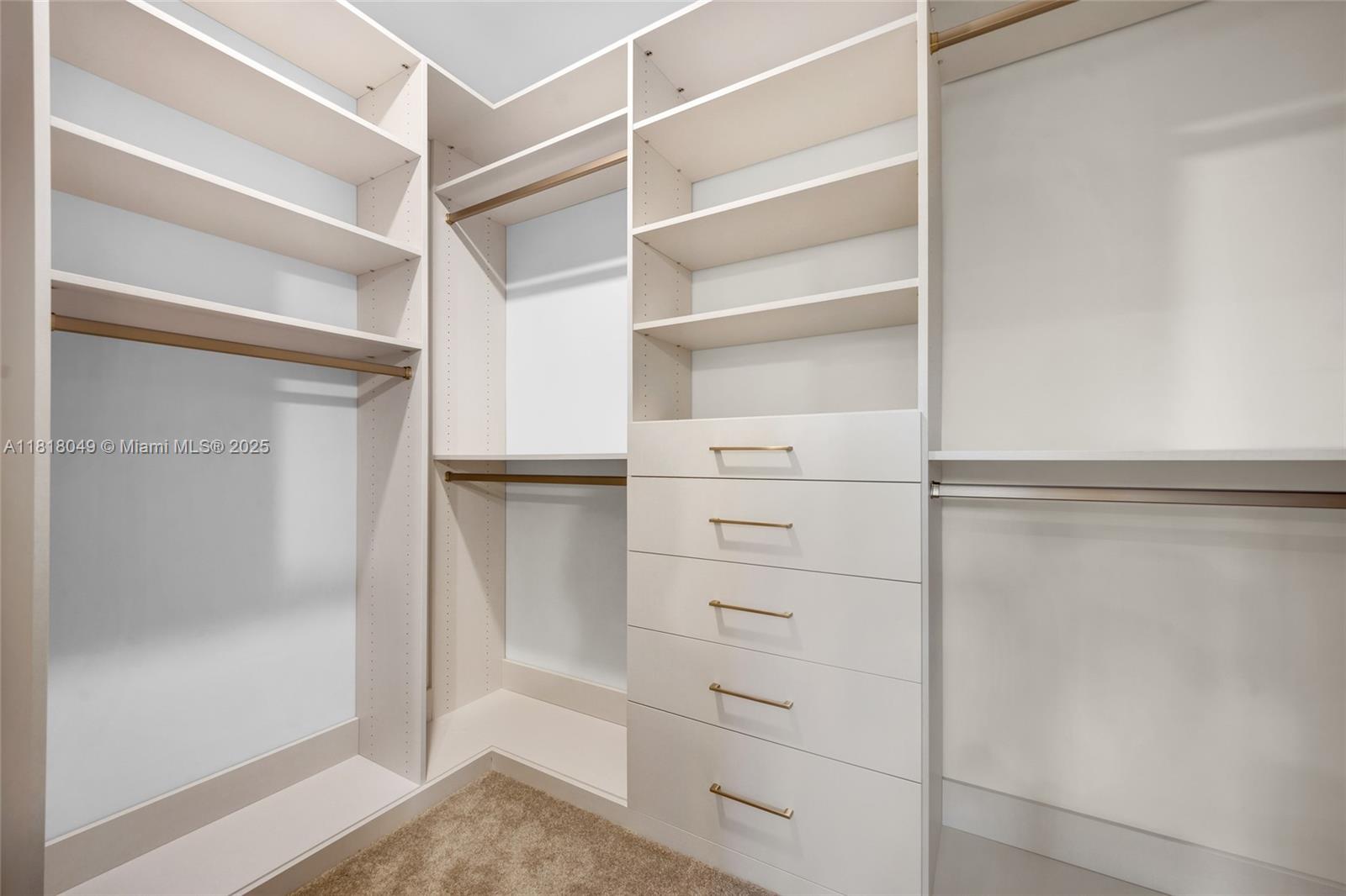 OAKS PLACE - Residential Lease