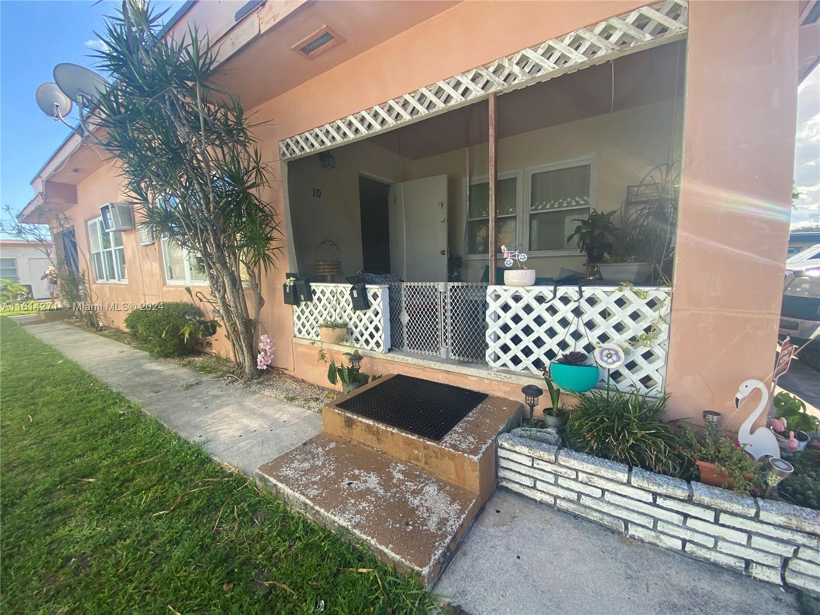ST JAMES PARK NORTH - Commercial Sale