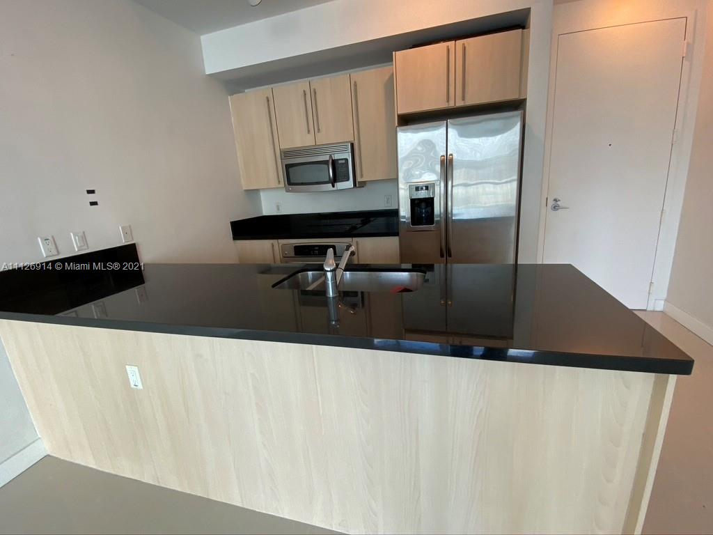 THE AXIS ON BRICKELL II C - Residential Lease