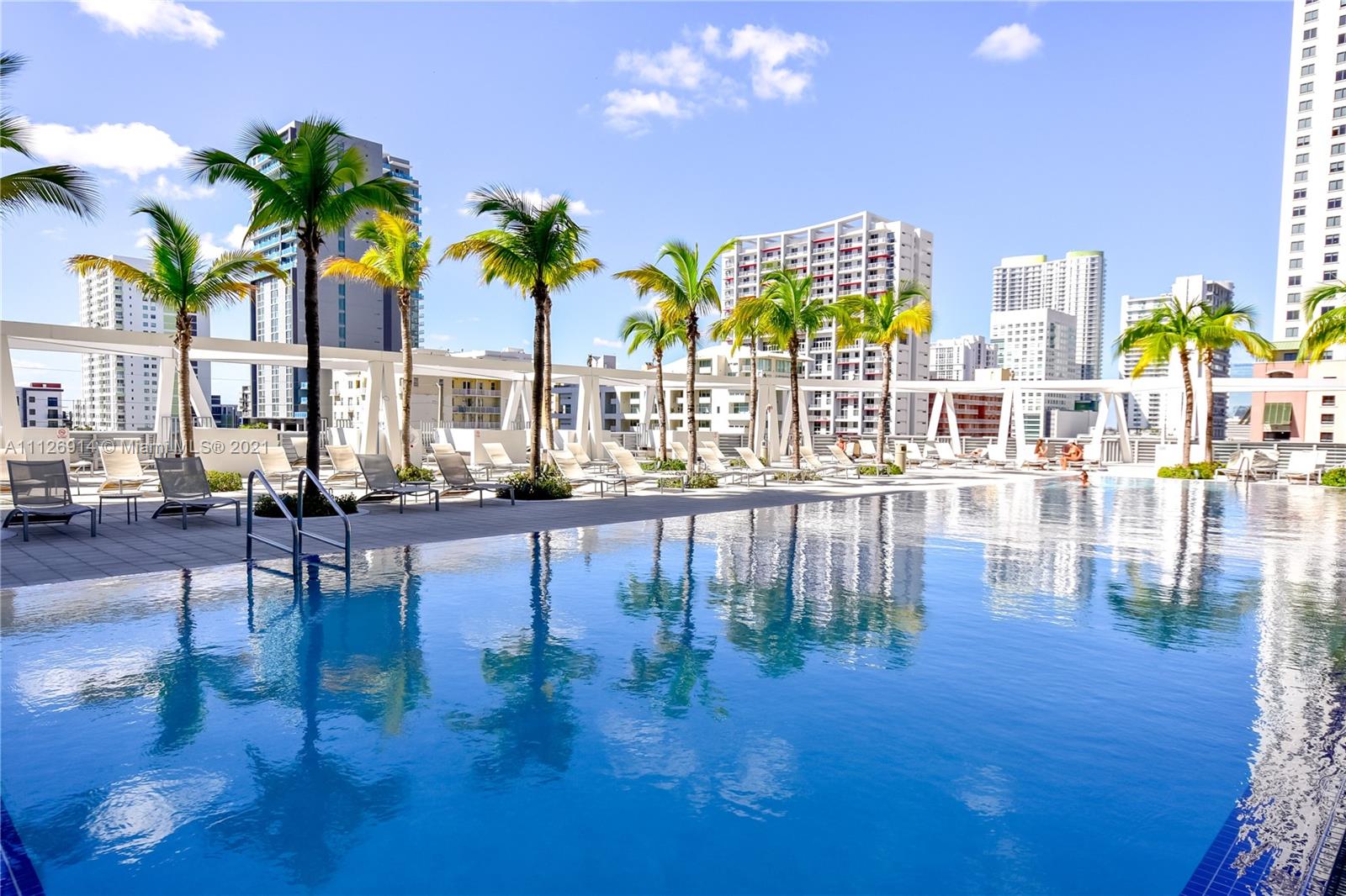 THE AXIS ON BRICKELL II C - Residential Lease