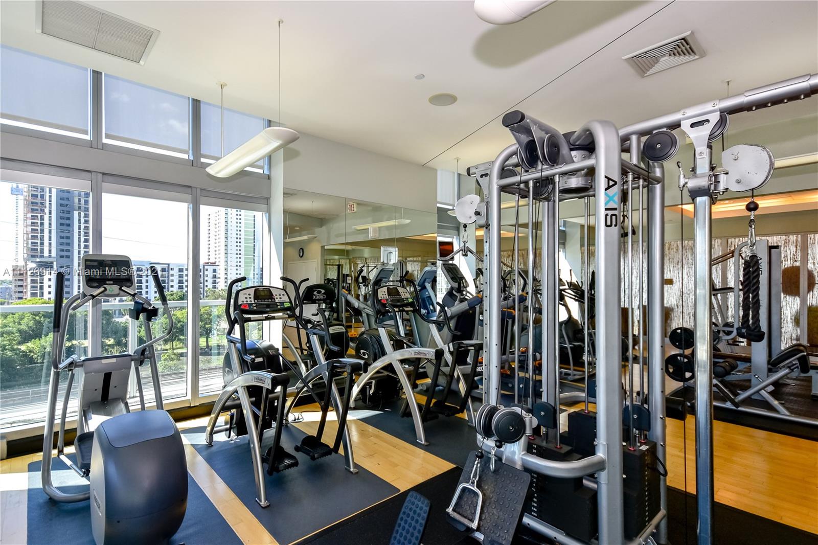 THE AXIS ON BRICKELL II C - Residential Lease