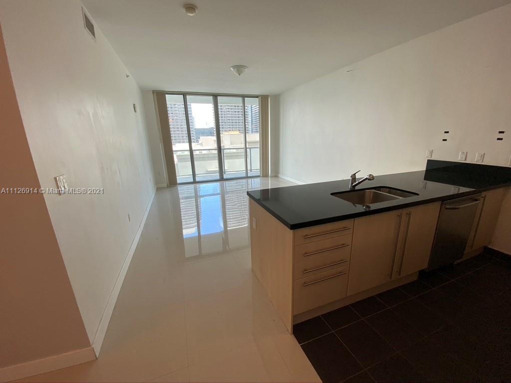 THE AXIS ON BRICKELL II C - Residential Lease