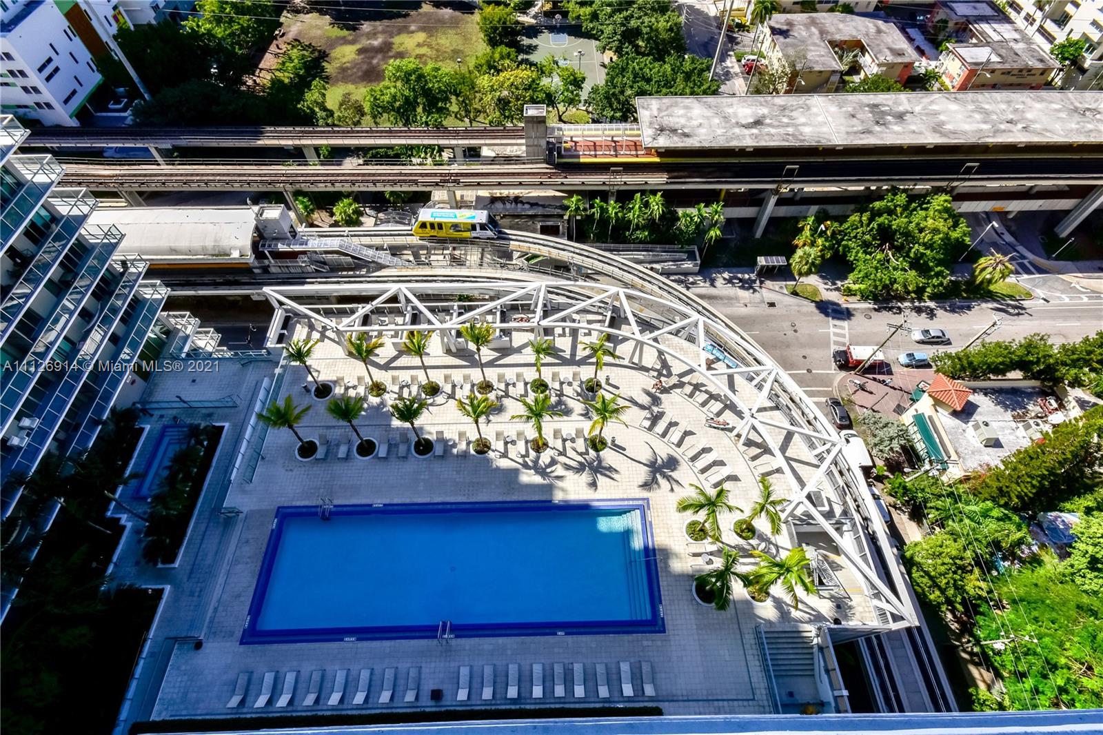 THE AXIS ON BRICKELL II C - Residential Lease
