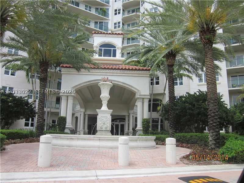 TURNBERRY VILLAGE SO TOWE - Residential