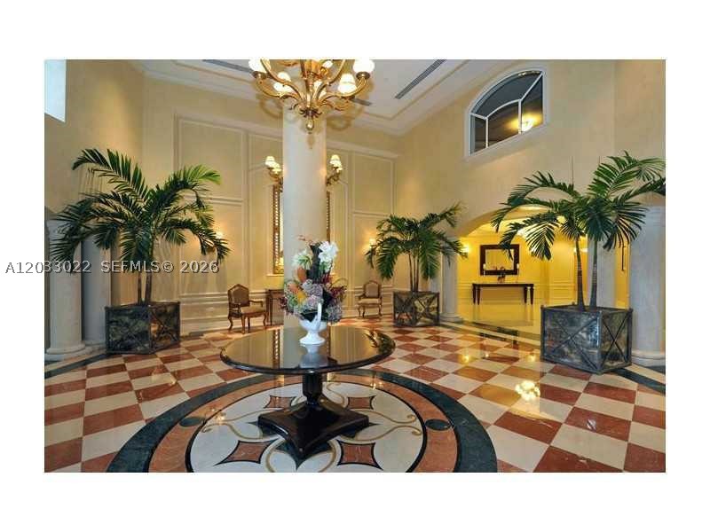 TURNBERRY VILLAGE SO TOWE - Residential
