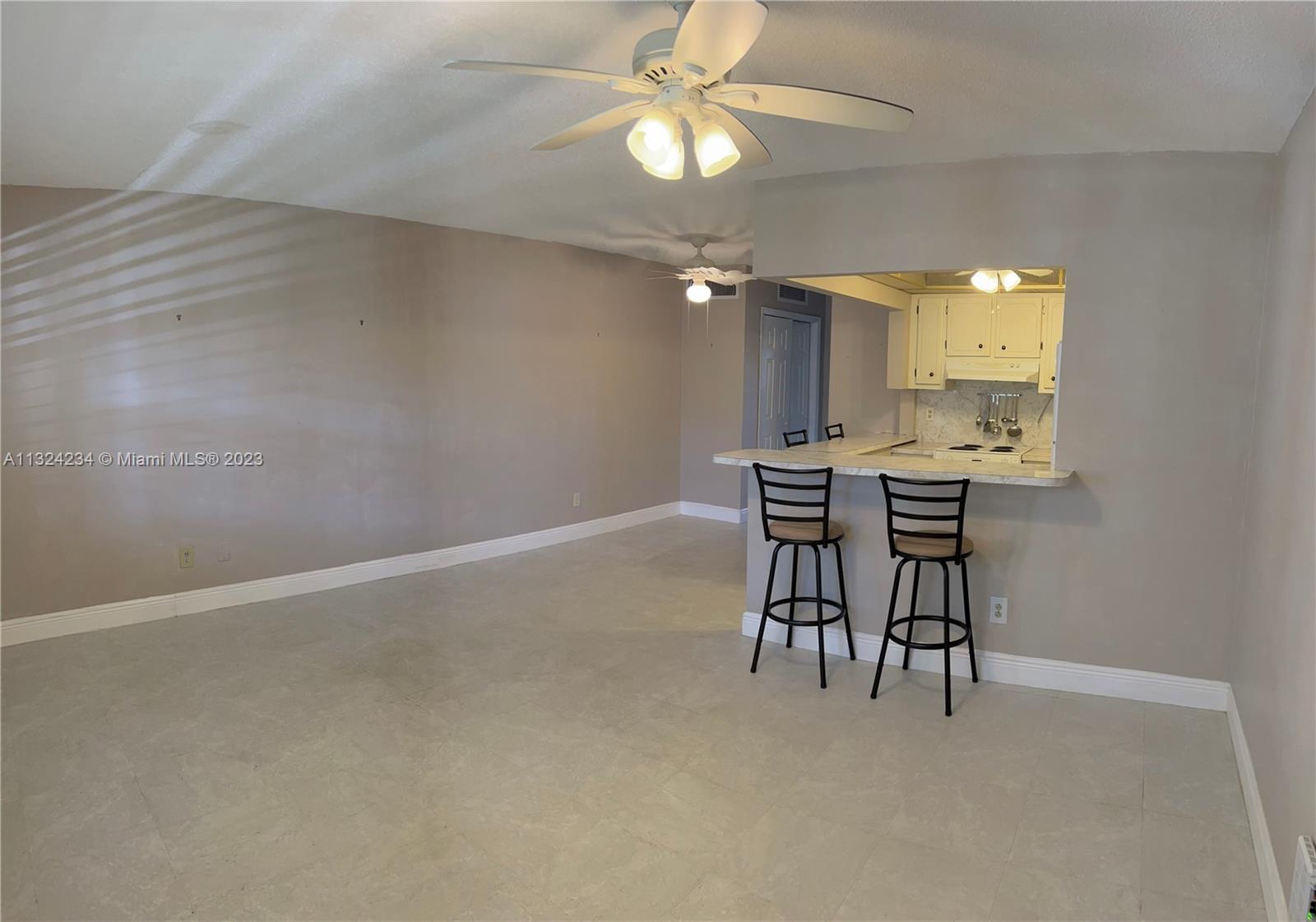 MAYBURY MANSIONS CONDO - Residential