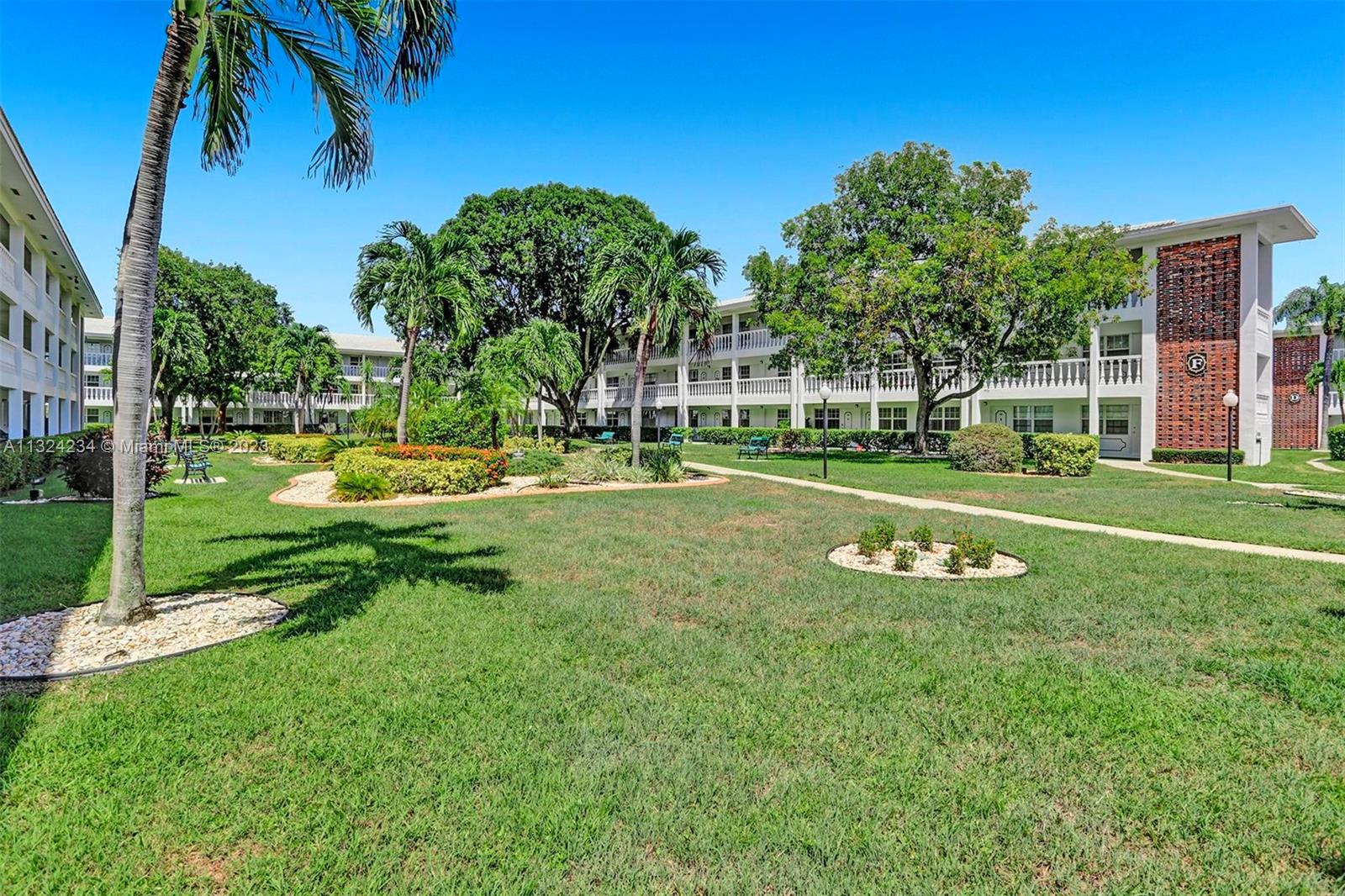 MAYBURY MANSIONS CONDO - Residential