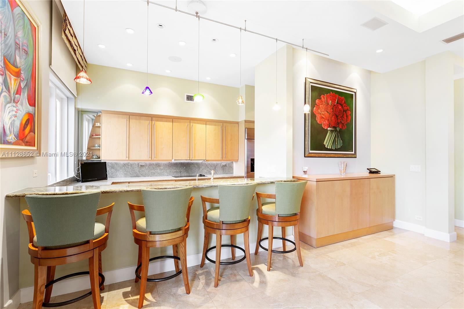 RONEY PALACE CONDO - Residential