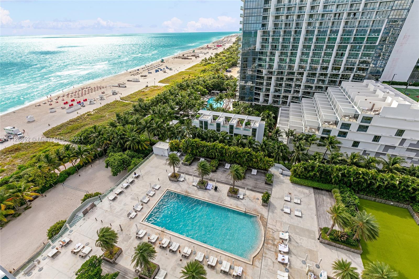 RONEY PALACE CONDO - Residential
