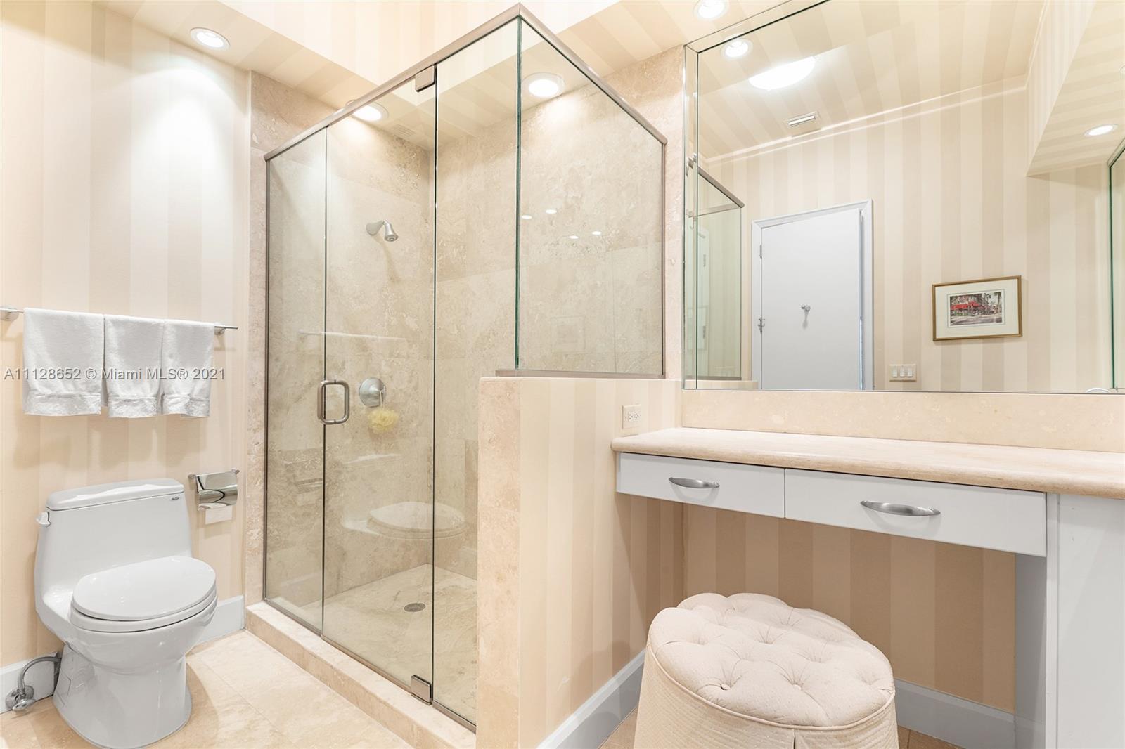 RONEY PALACE CONDO - Residential