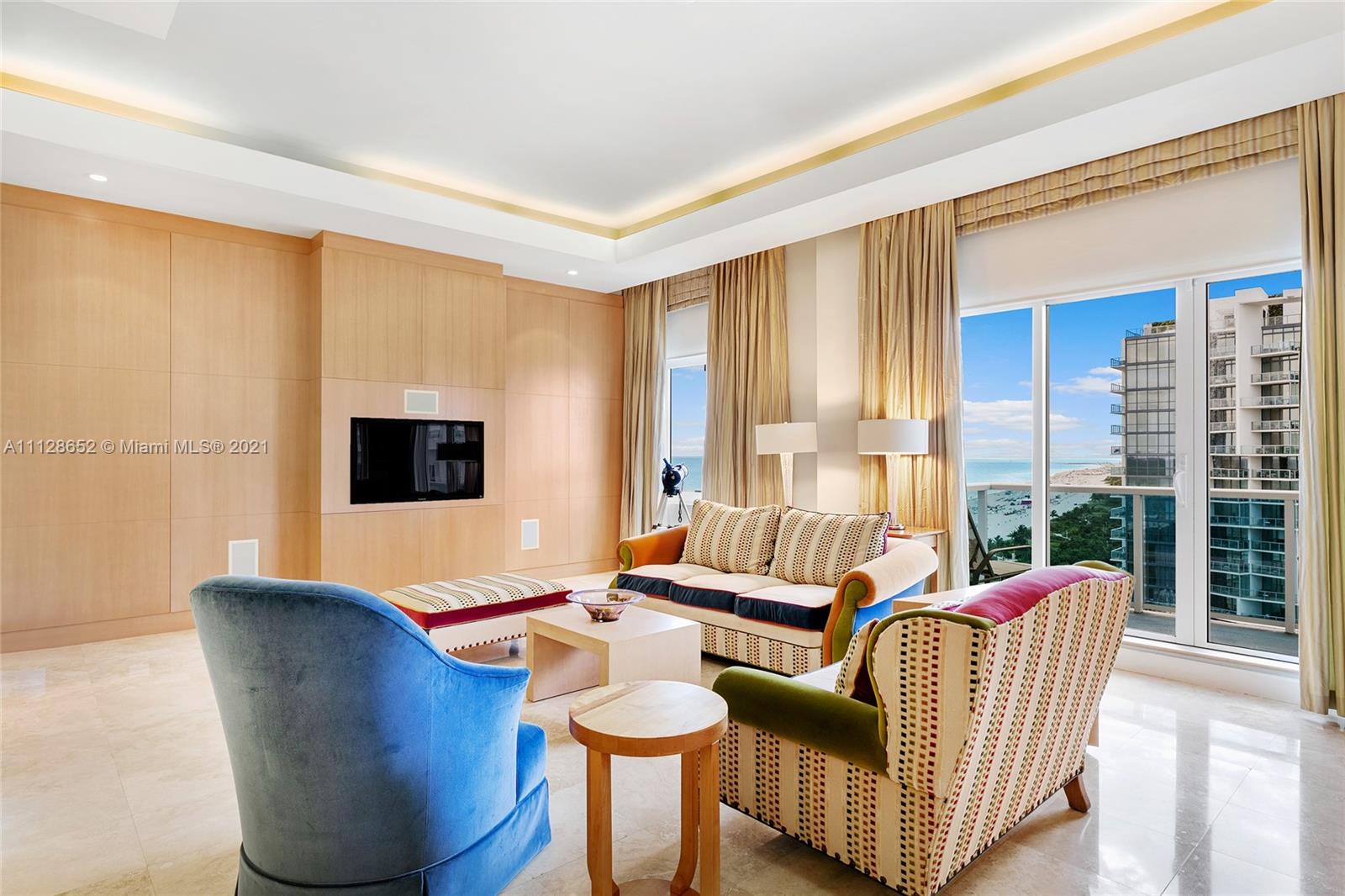 RONEY PALACE CONDO - Residential