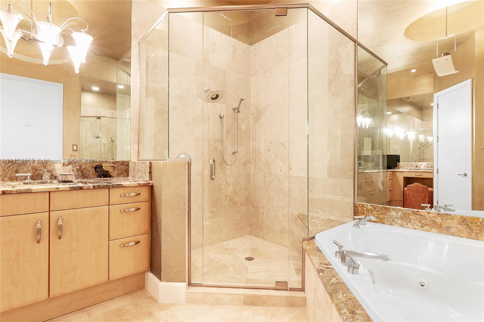 RONEY PALACE CONDO - Residential