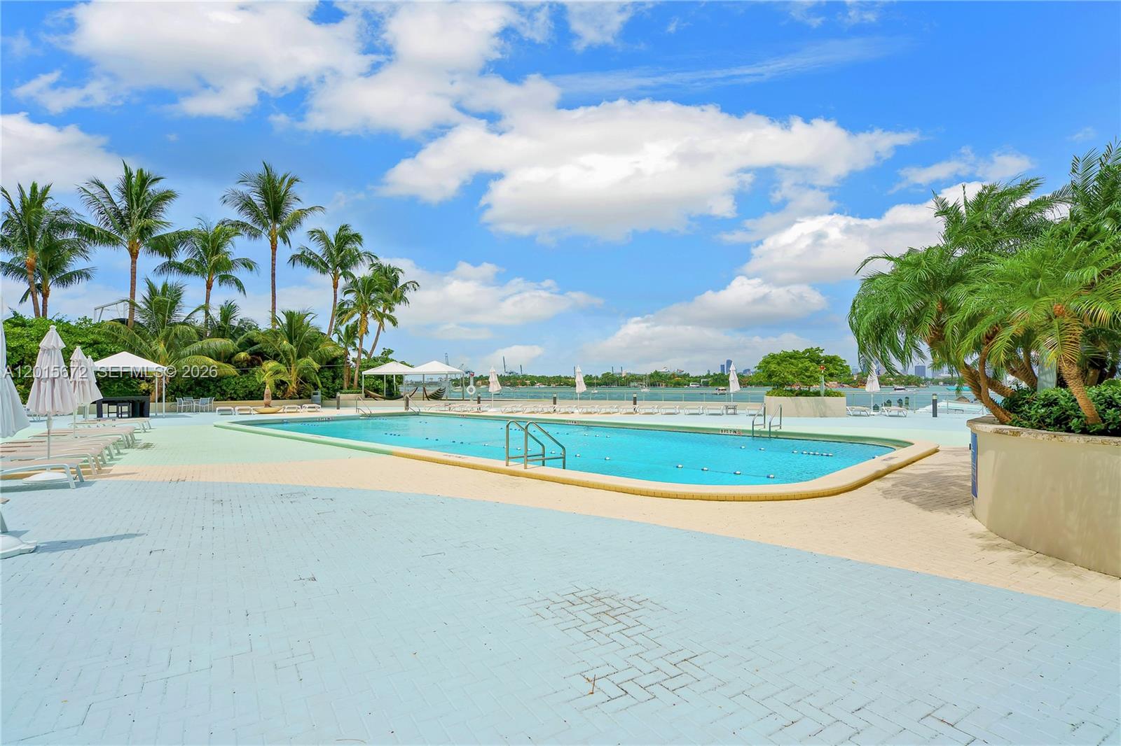 MIRADOR 1200 CONDO - Residential