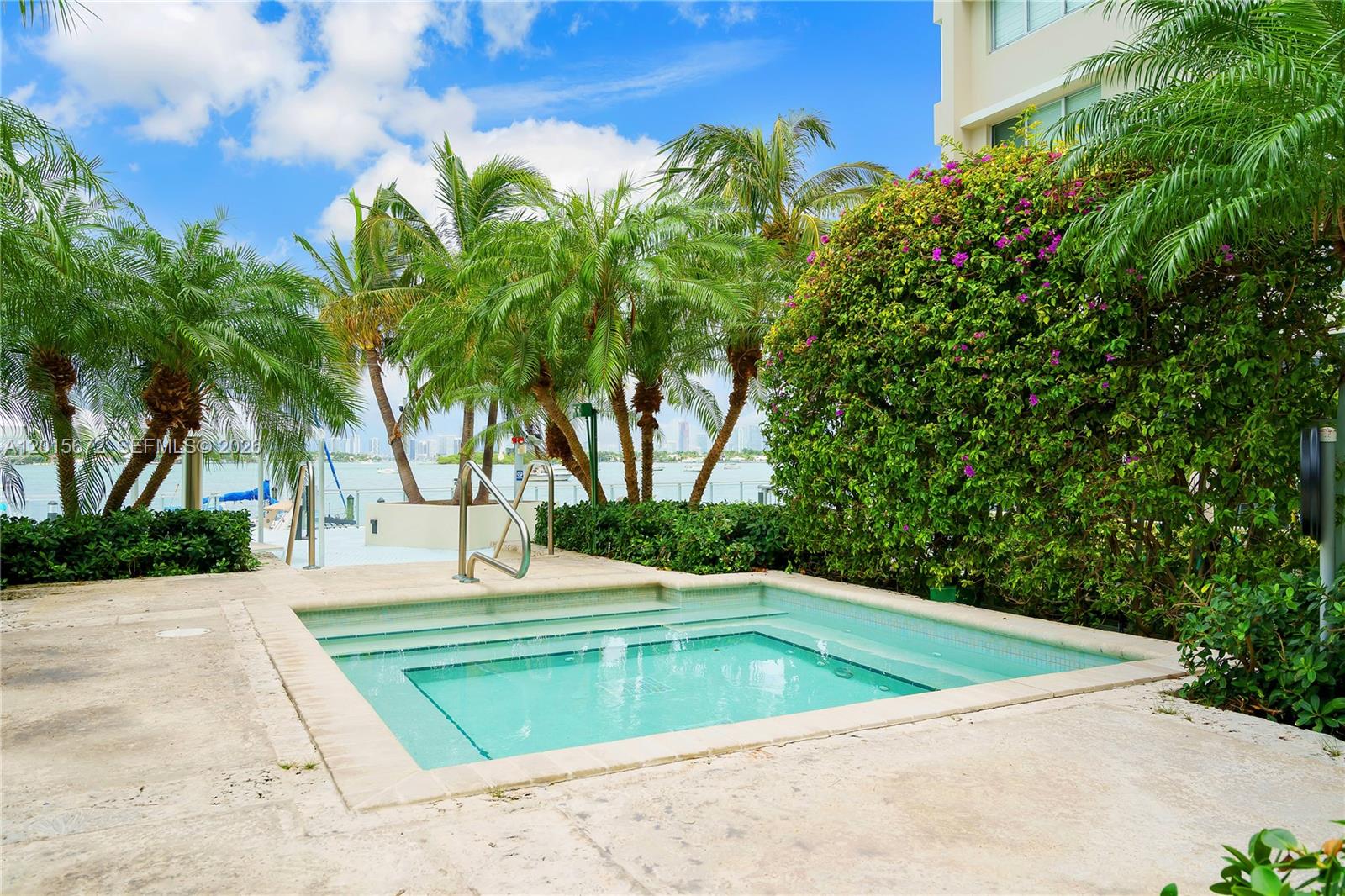 MIRADOR 1200 CONDO - Residential