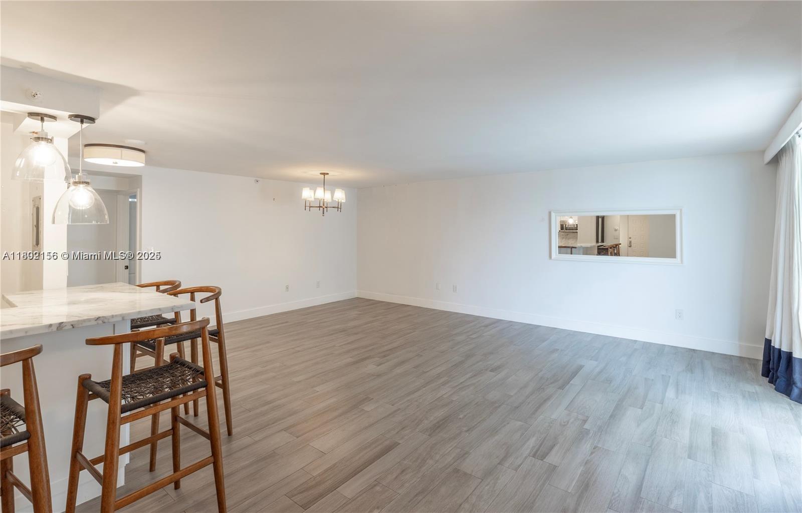 LE TRIANON CONDO - Residential