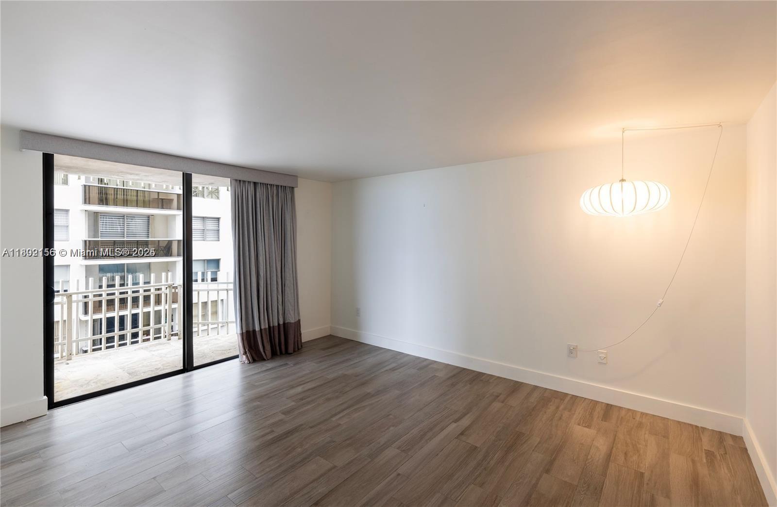 LE TRIANON CONDO - Residential