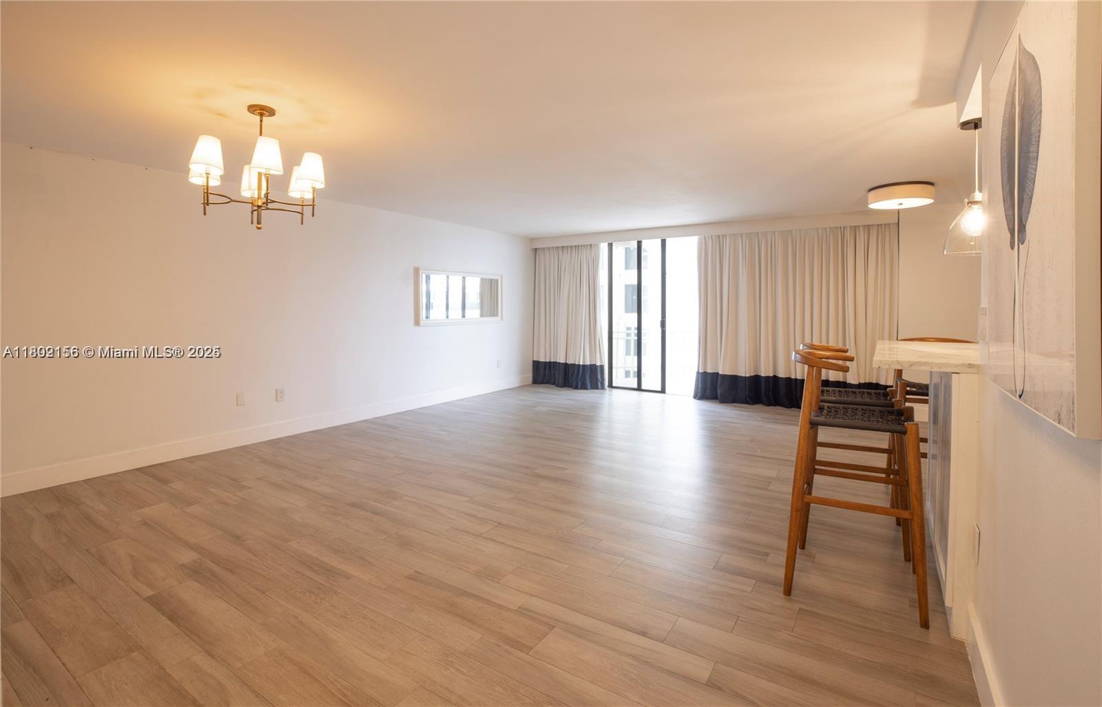 LE TRIANON CONDO - Residential