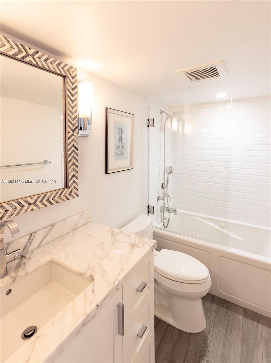 LE TRIANON CONDO - Residential