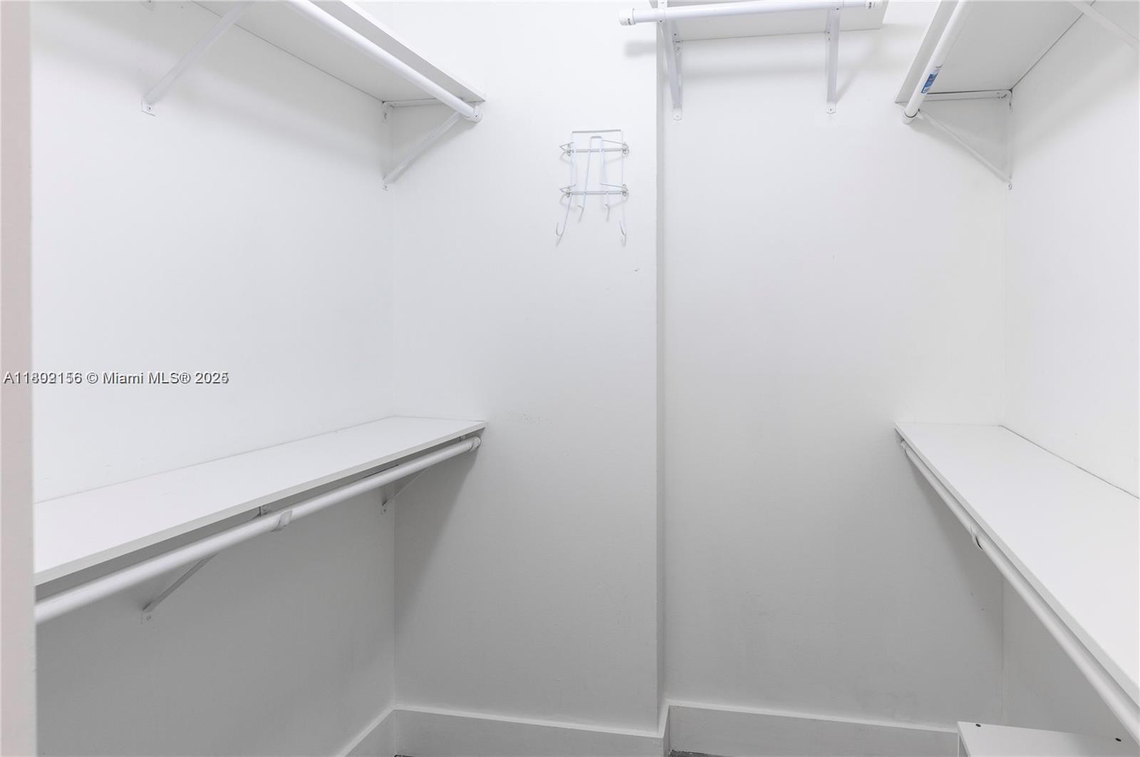 LE TRIANON CONDO - Residential