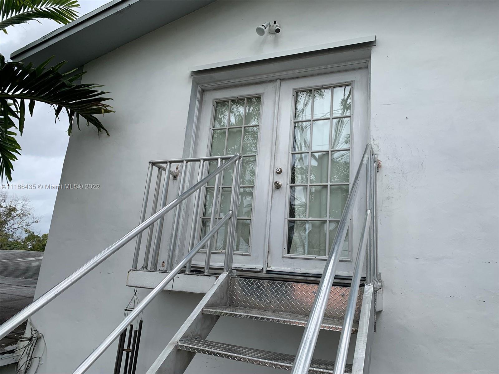CAMNER GABLES 1ST ADDN - Residential Lease