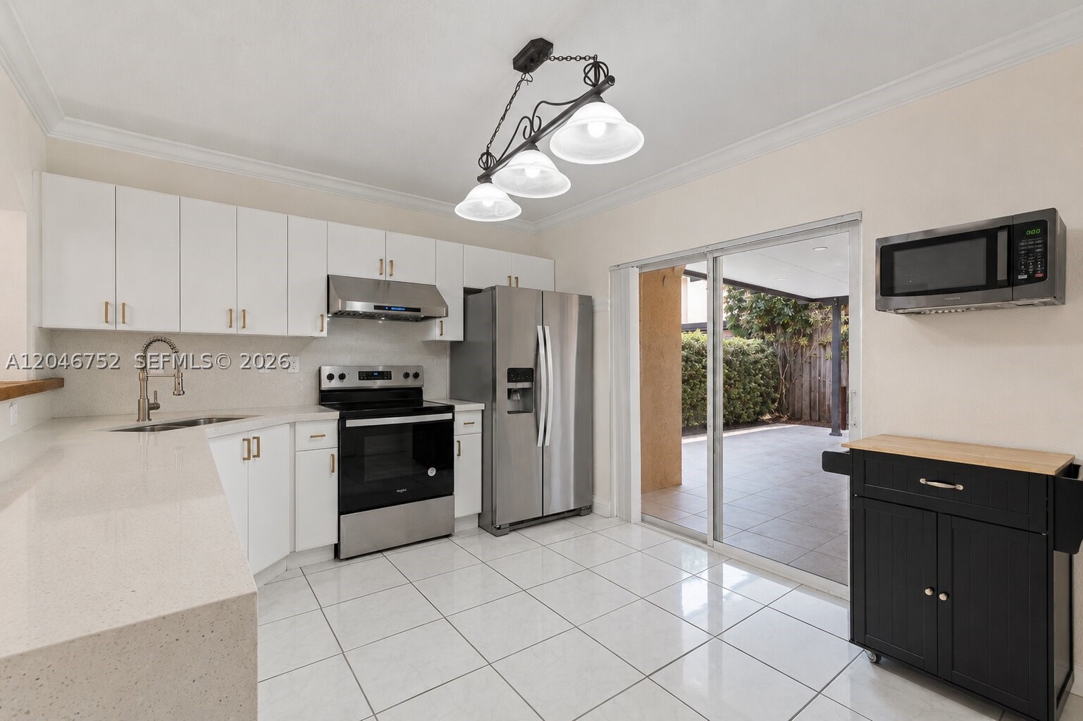 VILLAS CANARIAS CONDO - Residential