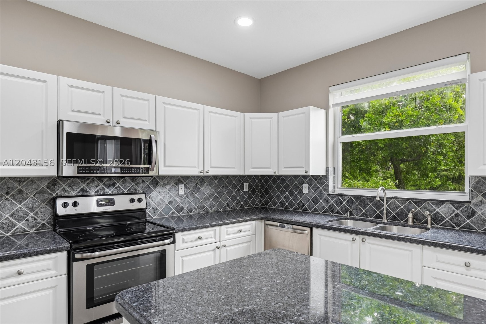 WALNUT CREEK REPLAT NO 1 - Residential