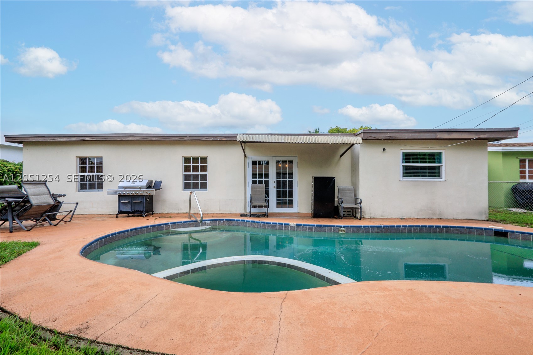 MIRAMAR ISLES SEC 2 - Residential