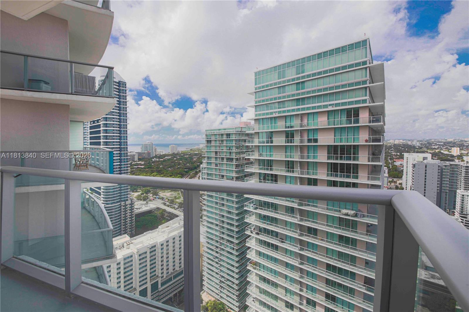 1100 MILLECENTO RESIDENCE - Residential