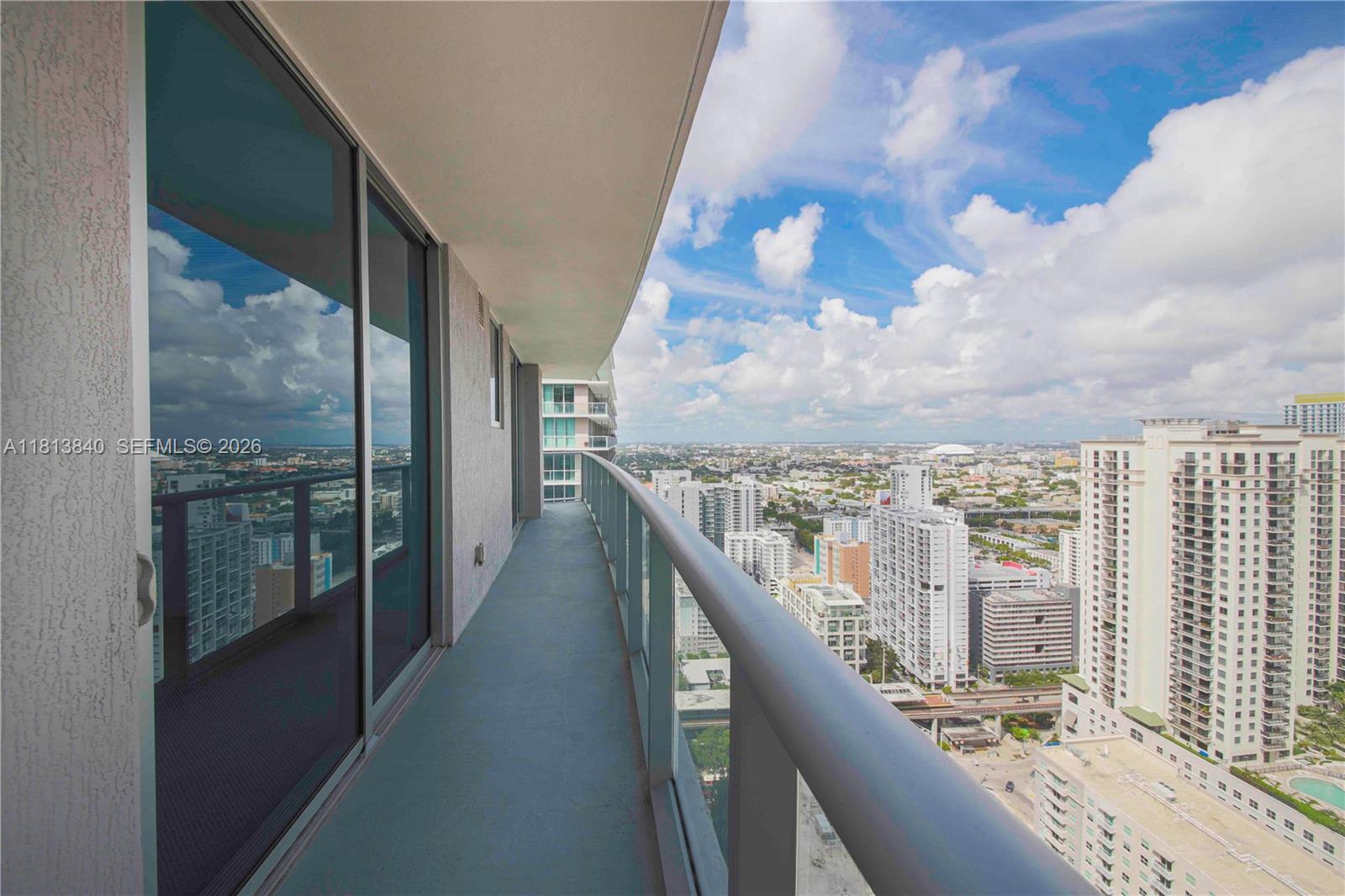1100 MILLECENTO RESIDENCE - Residential