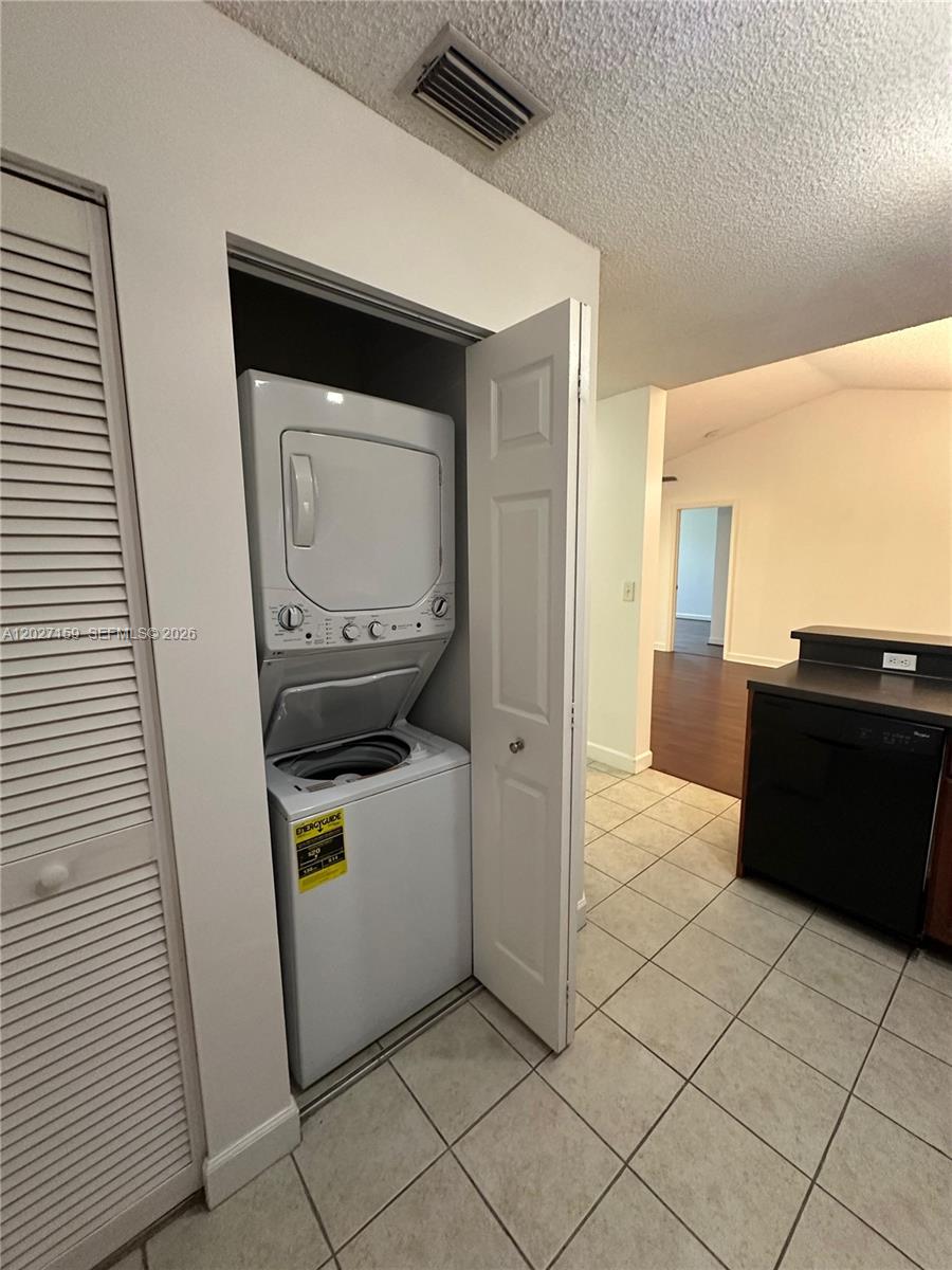 GRAND MARQUIS CONDO - Residential Lease