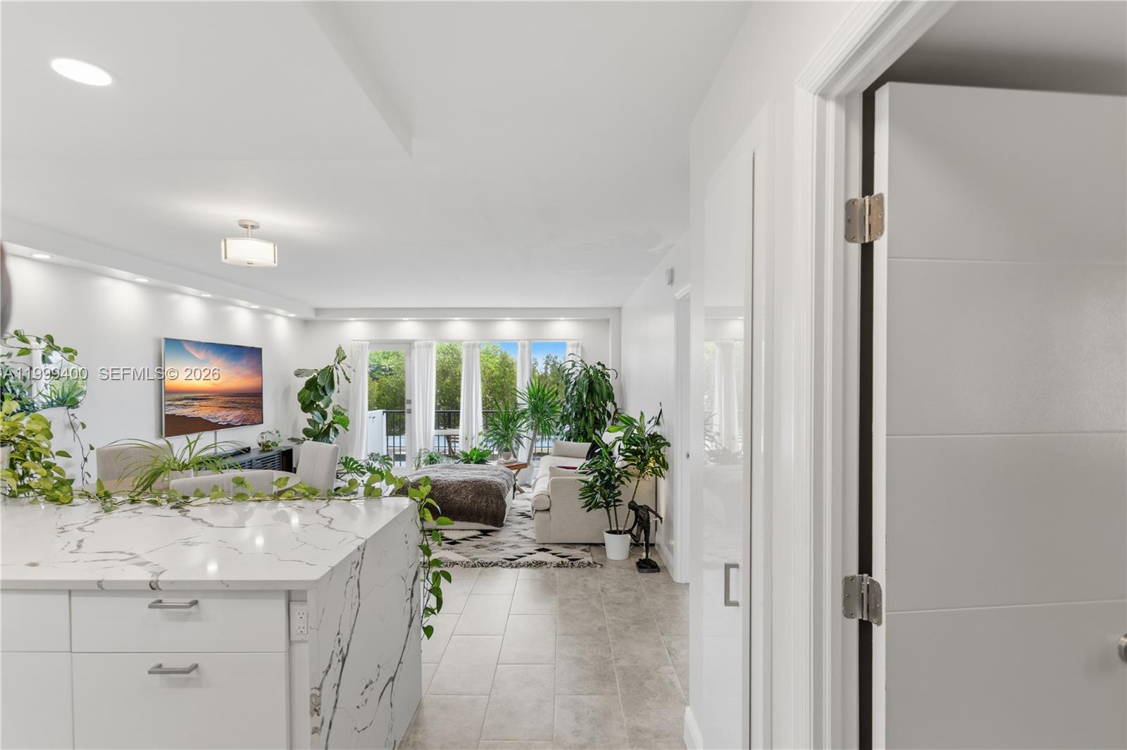 ESSEX TOWER CONDO - Residential