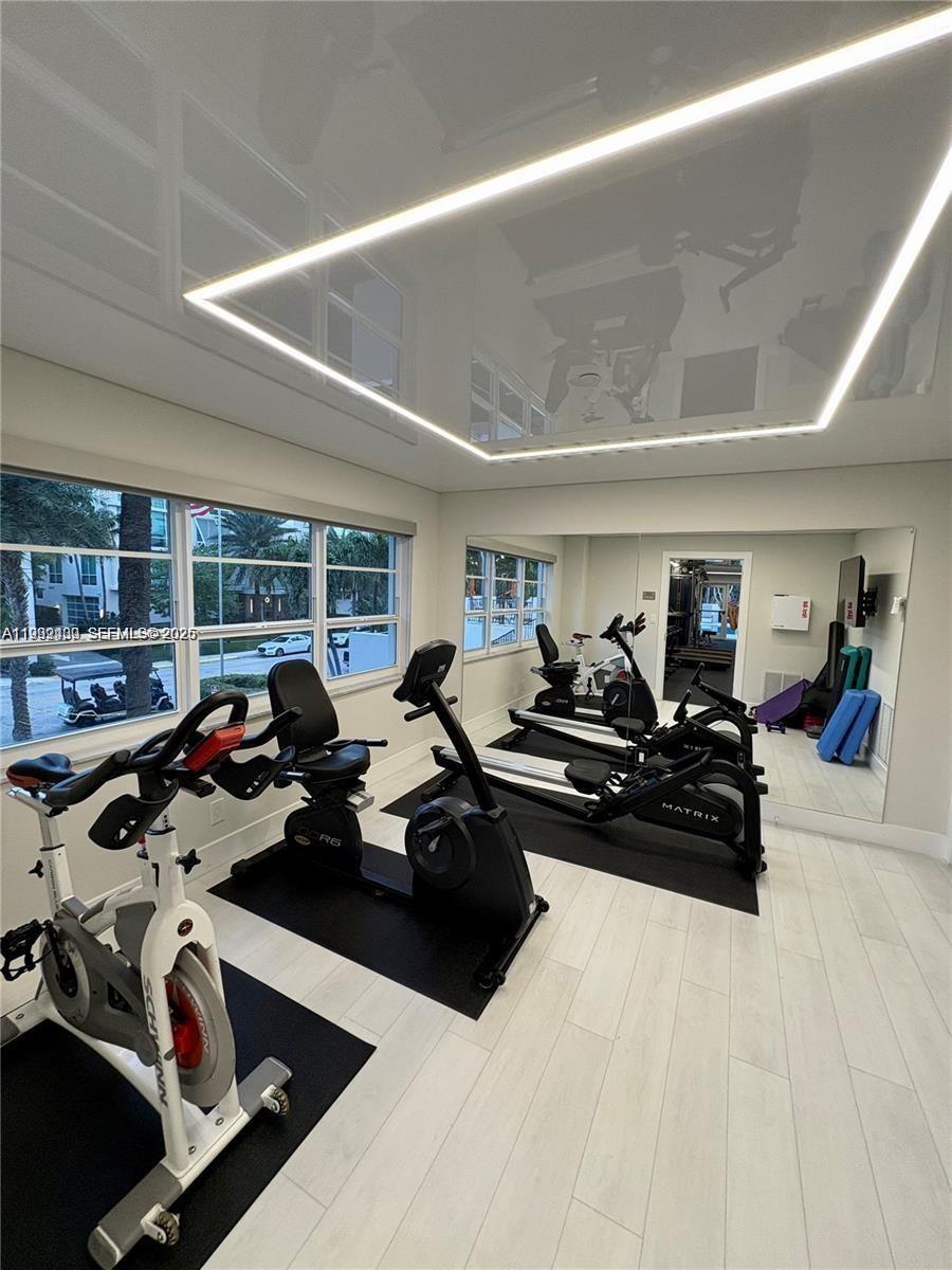 ESSEX TOWER CONDO - Residential
