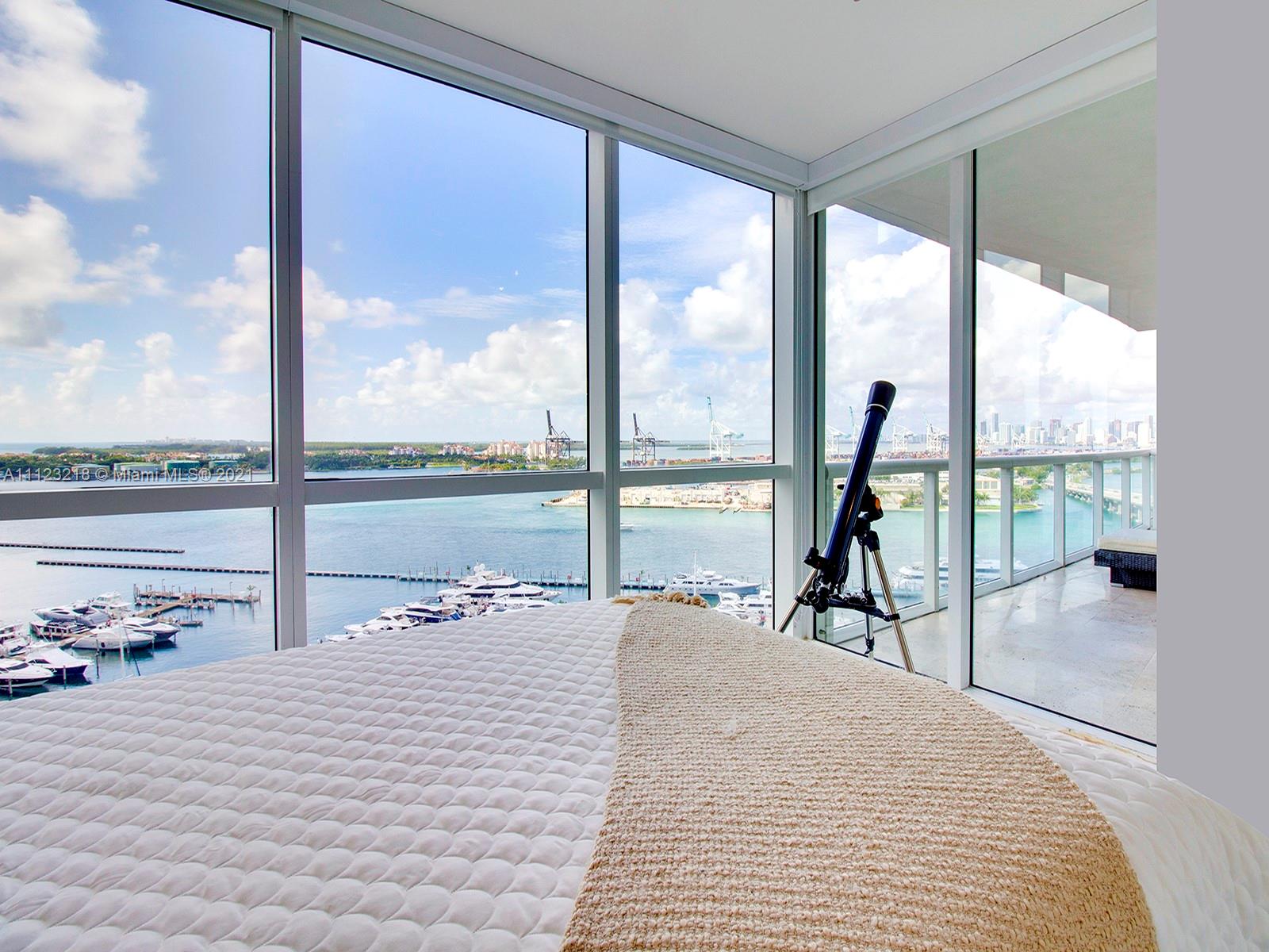 ICON CONDO - Residential