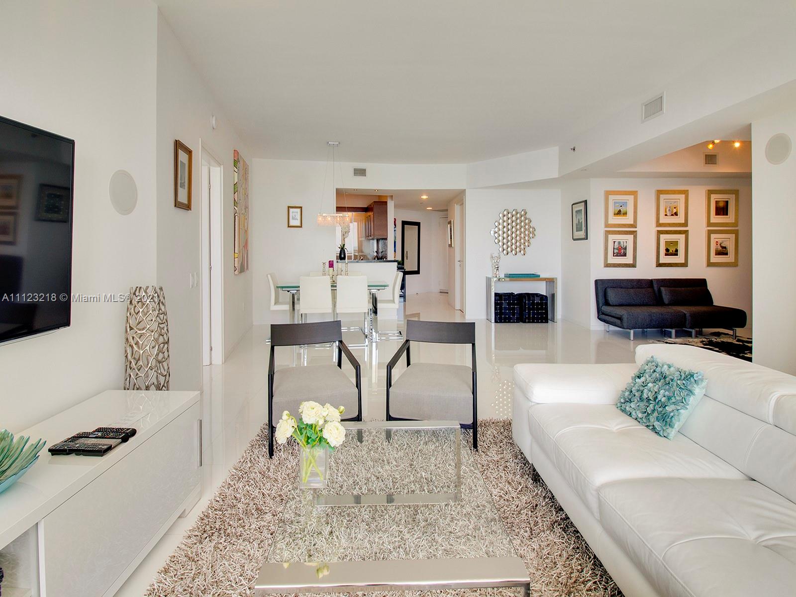 ICON CONDO - Residential