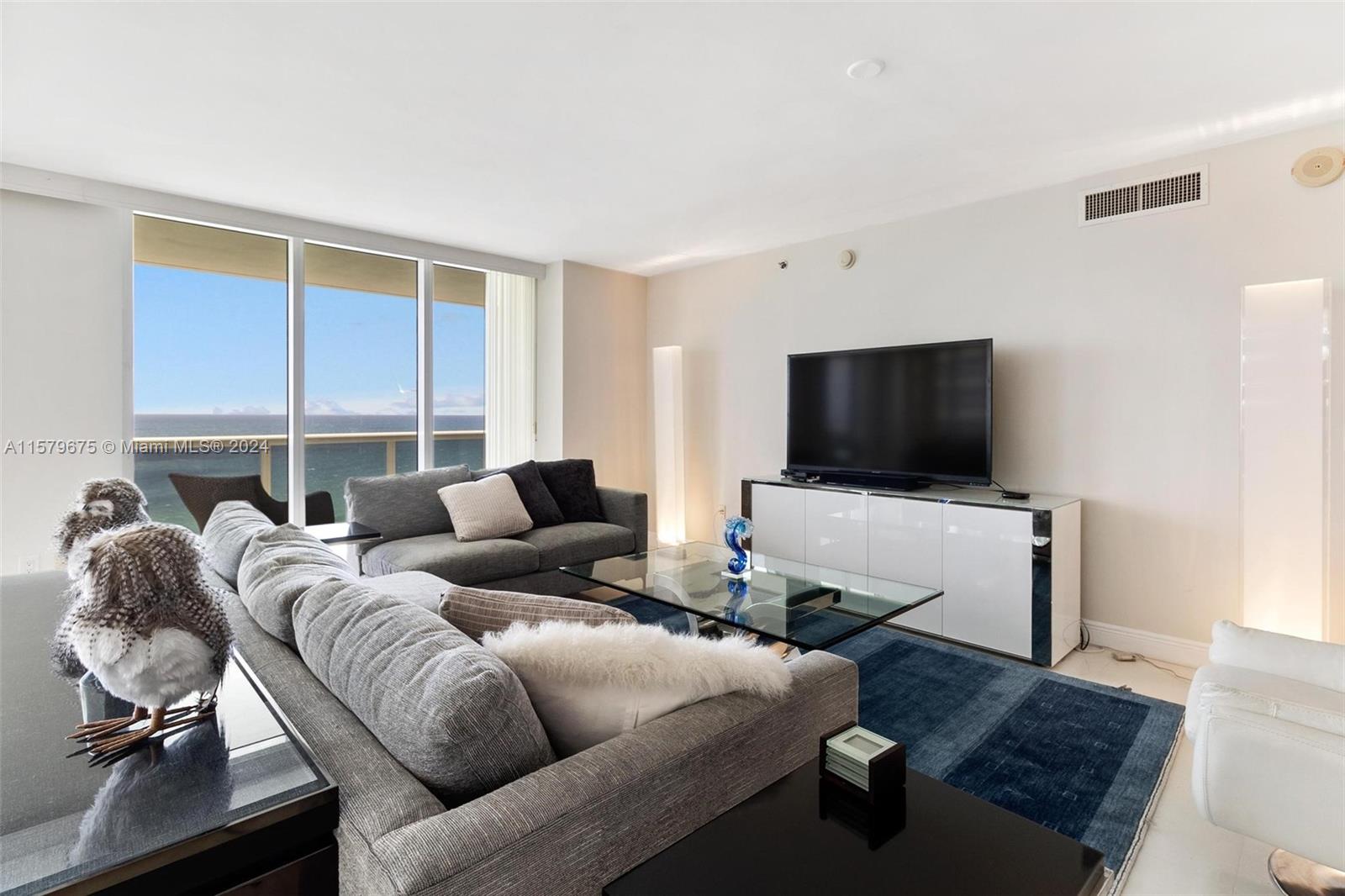 BEACH CLUB ONE CONDO - Residential Lease