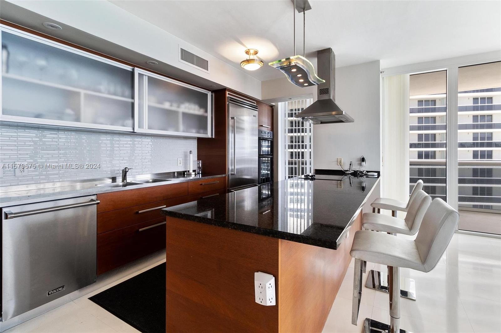 BEACH CLUB ONE CONDO - Residential Lease