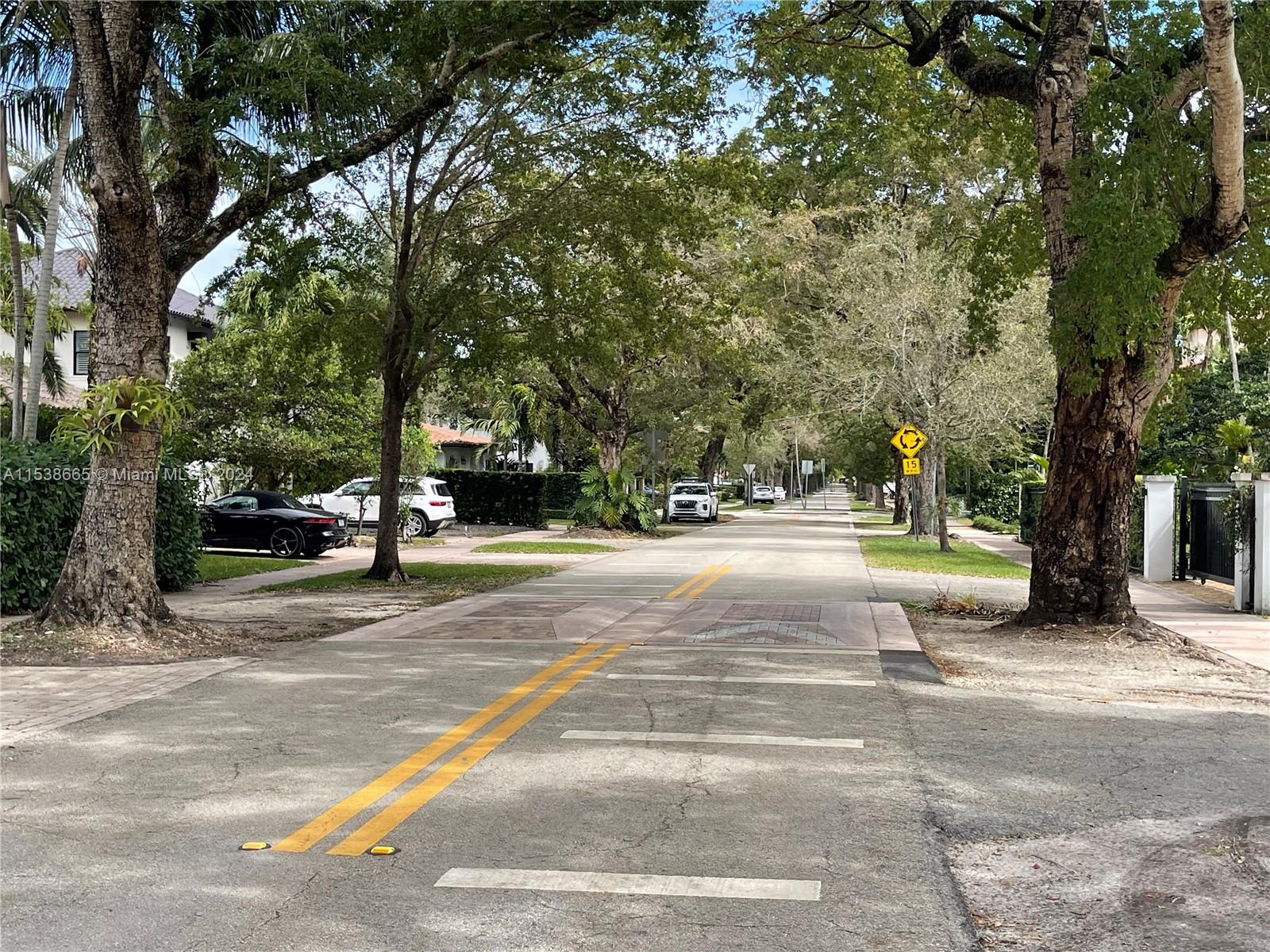 CORAL ESTATES - Residential