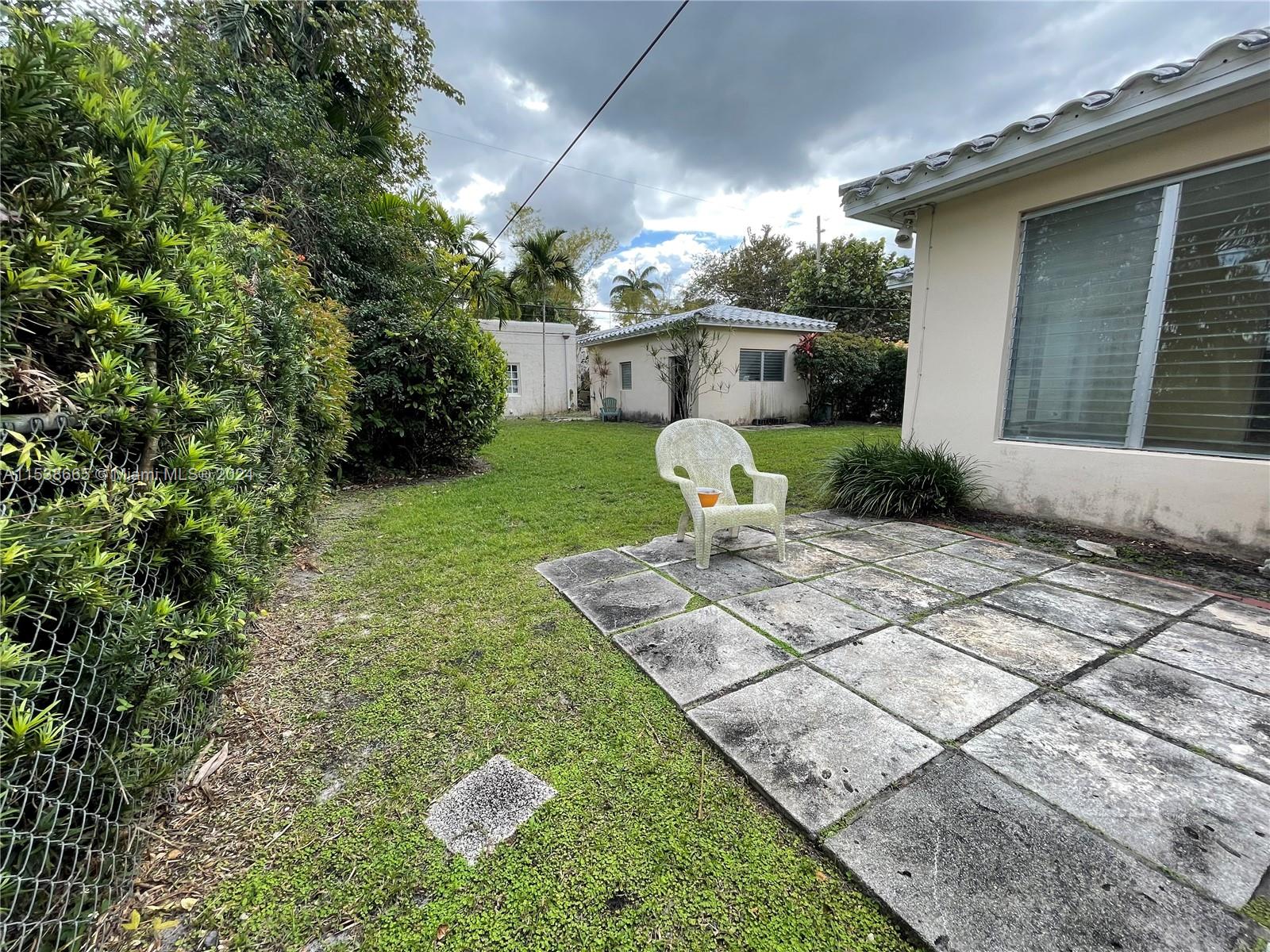 CORAL ESTATES - Residential
