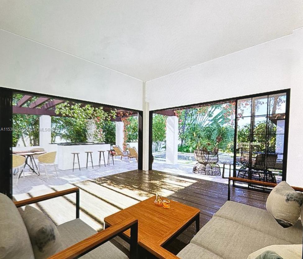 CORAL ESTATES - Residential