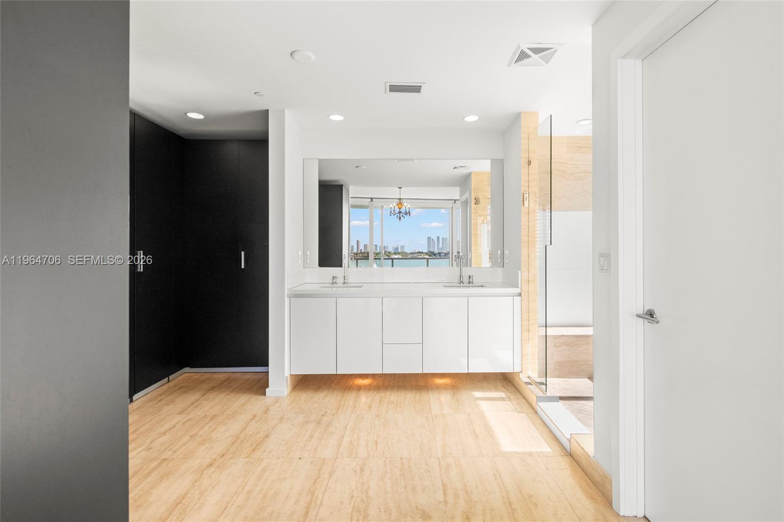CAPRI SOUTH BEACH CONDO - Residential