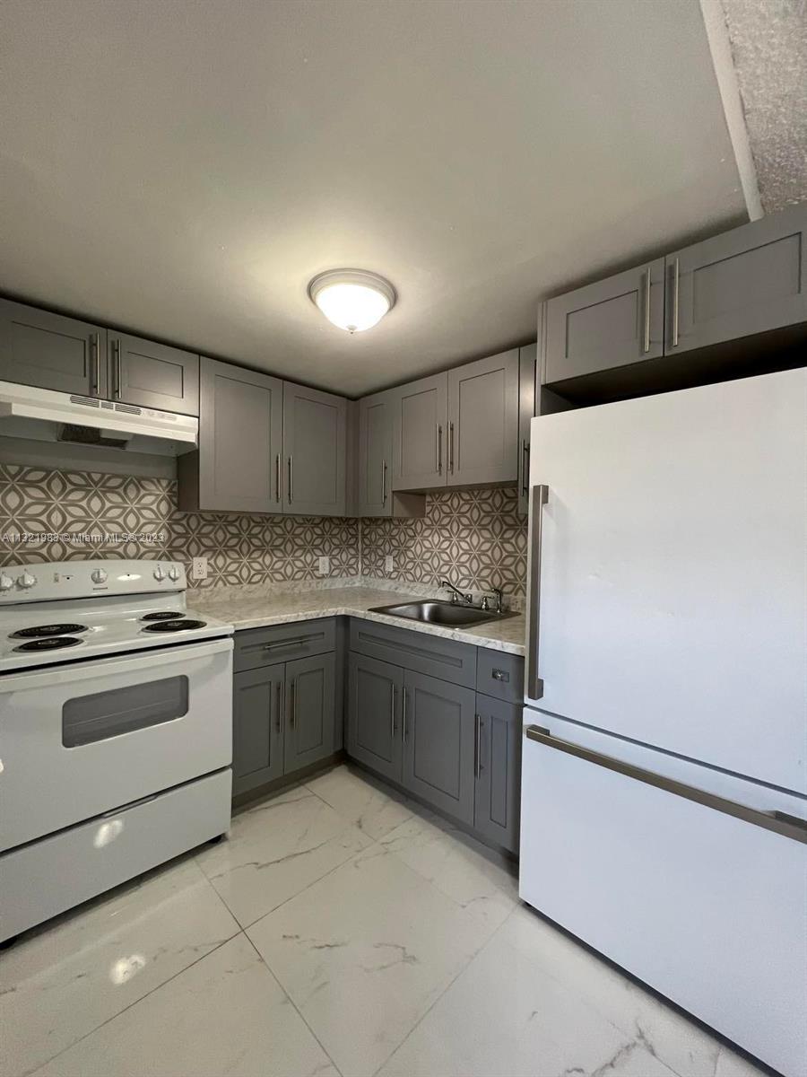 NEW WORLD CONDO APTS II - Residential Lease
