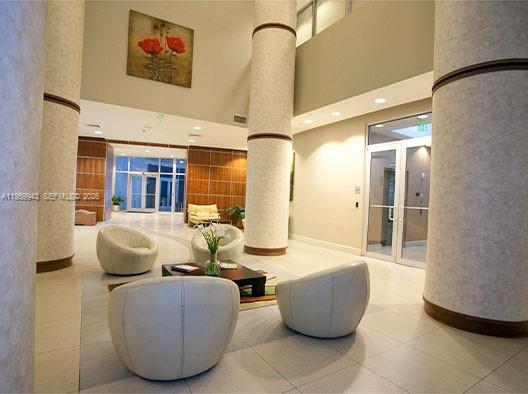 OPERA TOWER CONDO - Residential