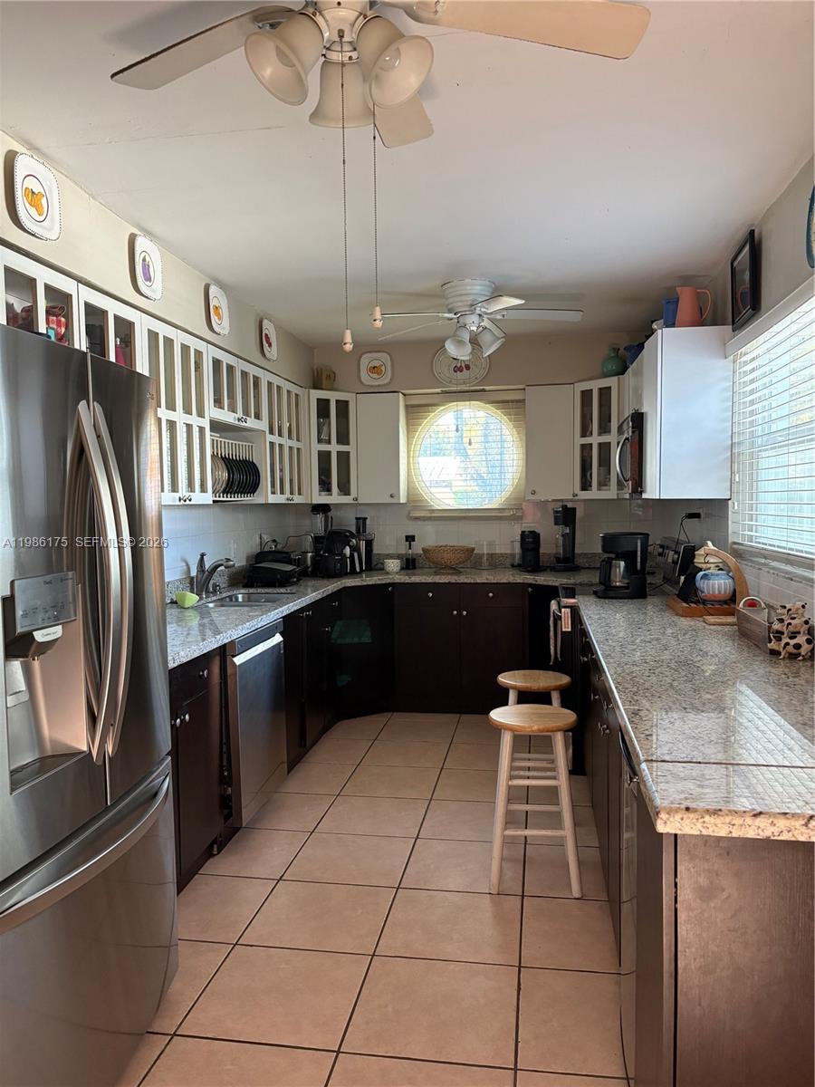 AMD PLAT VENICE HEIGHTS - Residential