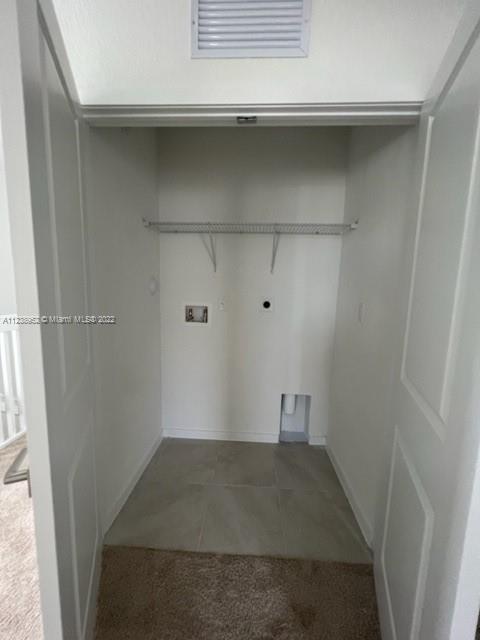 HAMILTON PLACE - Residential Lease