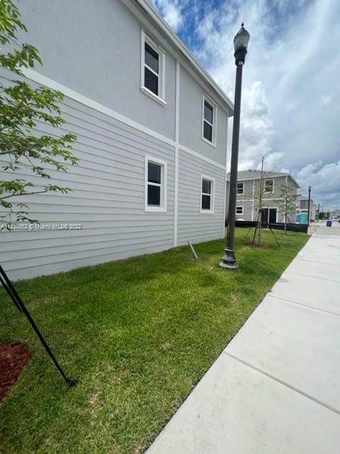 HAMILTON PLACE - Residential Lease