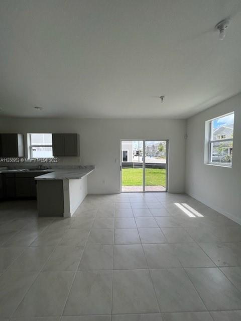 HAMILTON PLACE - Residential Lease
