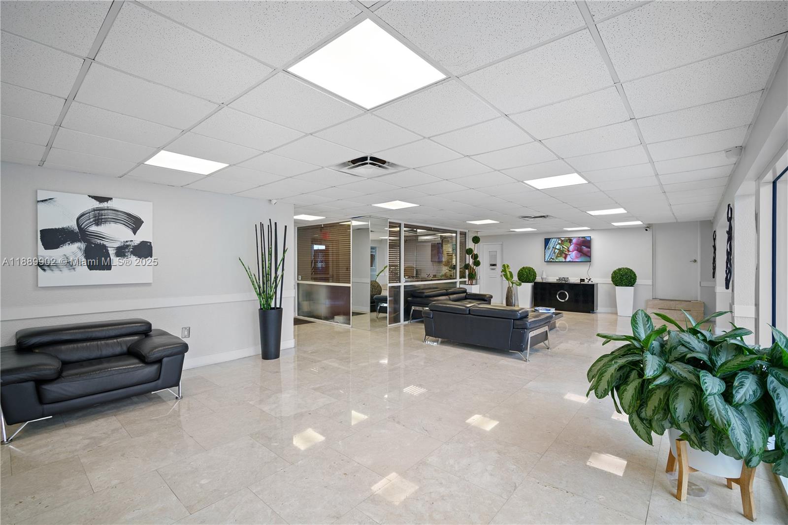 BAYSHORE YACHT & TENNIS C - Residential